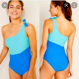 One Shoulder Colorblock Onepiece Swimsuit